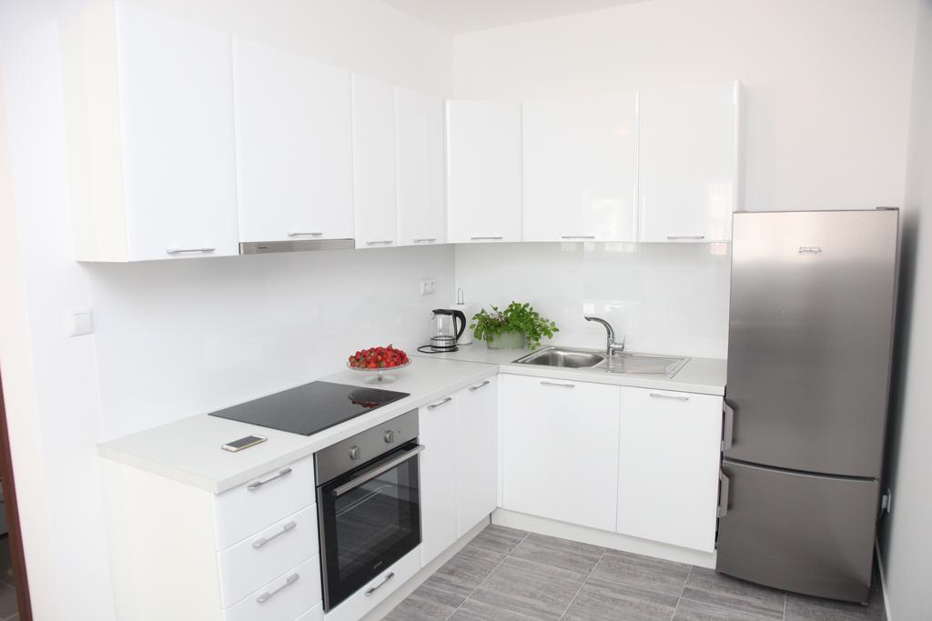 Apartments Mare Gradac  Eksteriør bilde